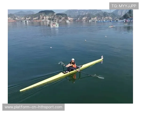 赛艇项目加强力量与技术结合训练，推进节奏稳定