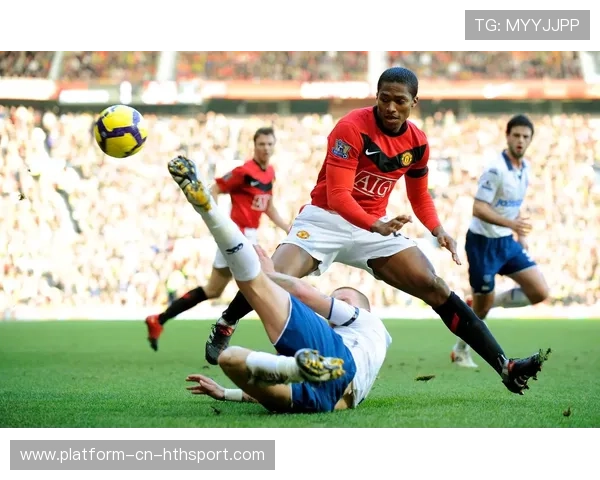 瓦伦西亚外线连续冲击迫使后防线全面撤退